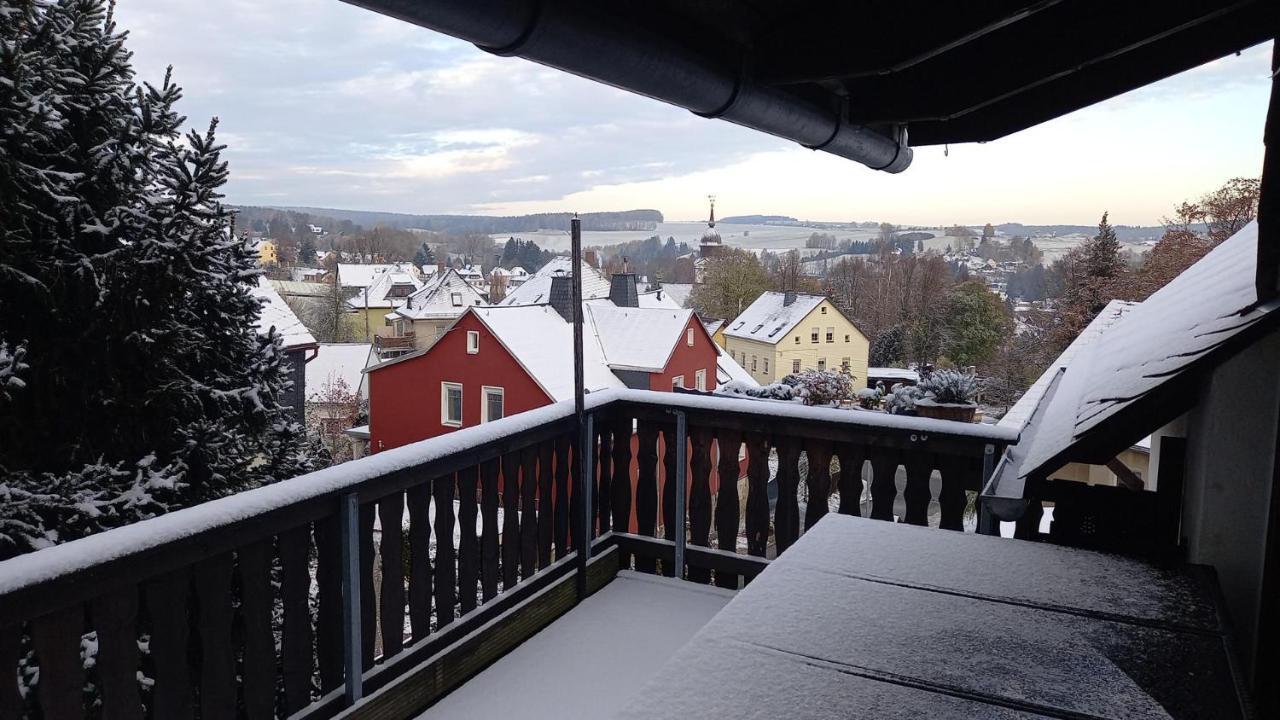 Familienfreundliche Ferienwohnung Erzgebirge Schneeberg  Exterior photo